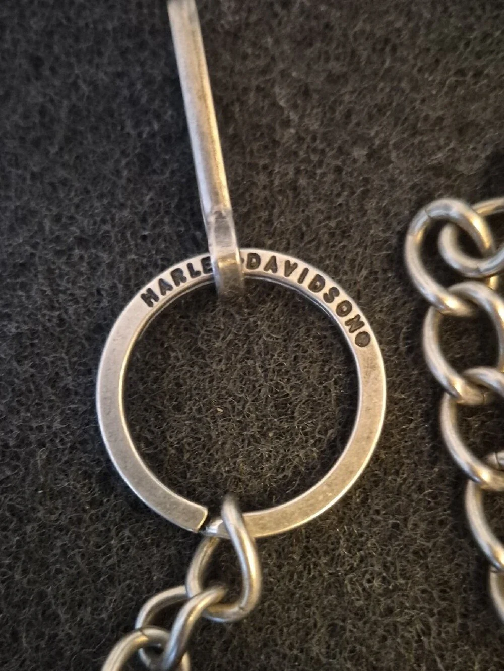 Harley-Davidson Silver Tone Chain Key & Engine Charm Holder